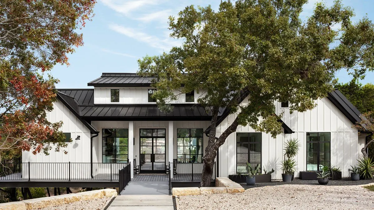 Manufacturer-certified roof installation in Spyglass Falls